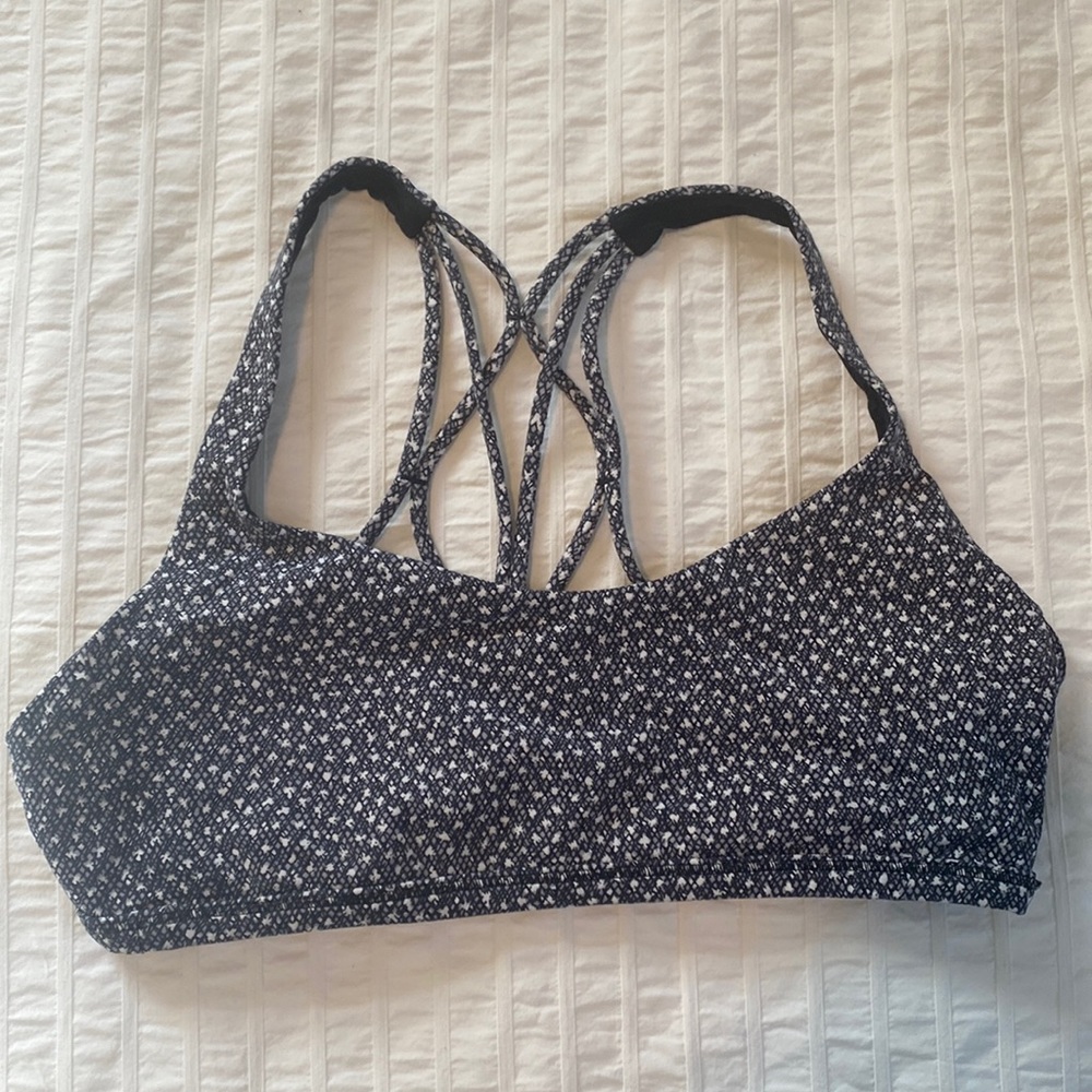 Lululemon Free to Be Wild Bra